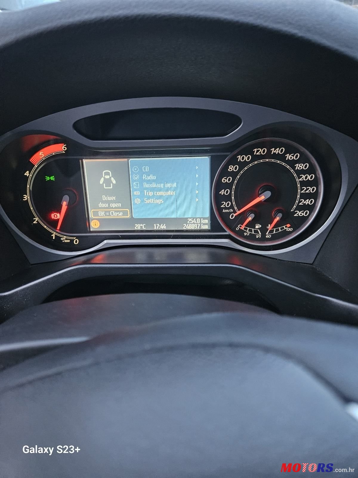 2009' Ford Mondeo Karavan photo #5