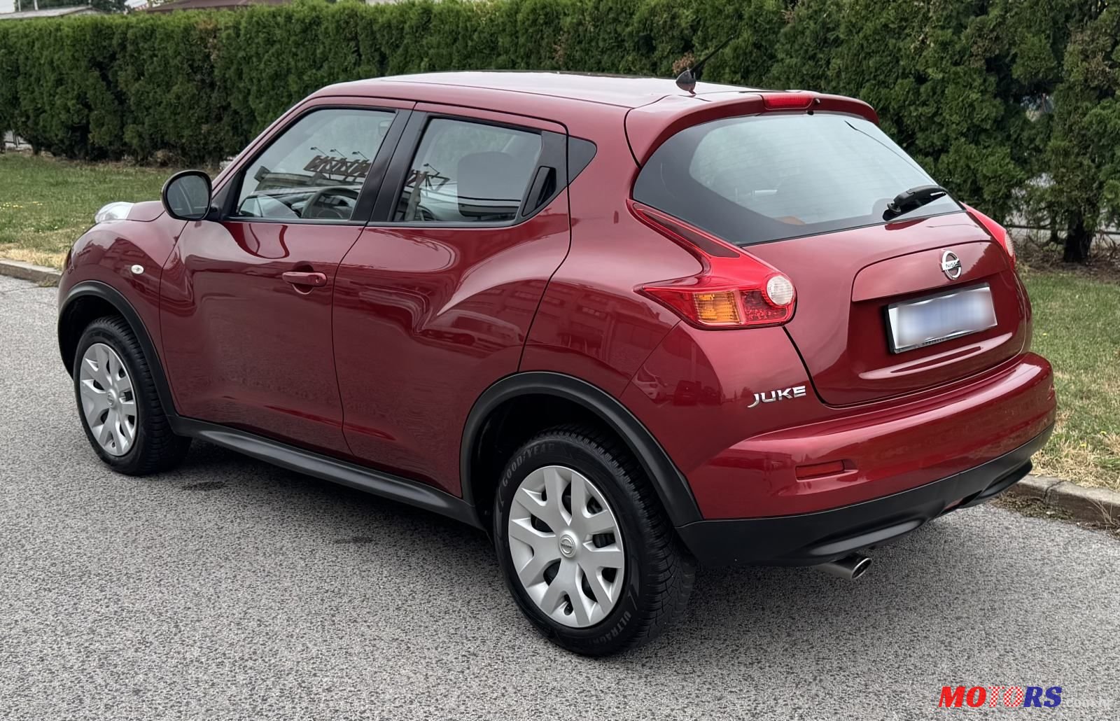 2010' Nissan Juke photo #4