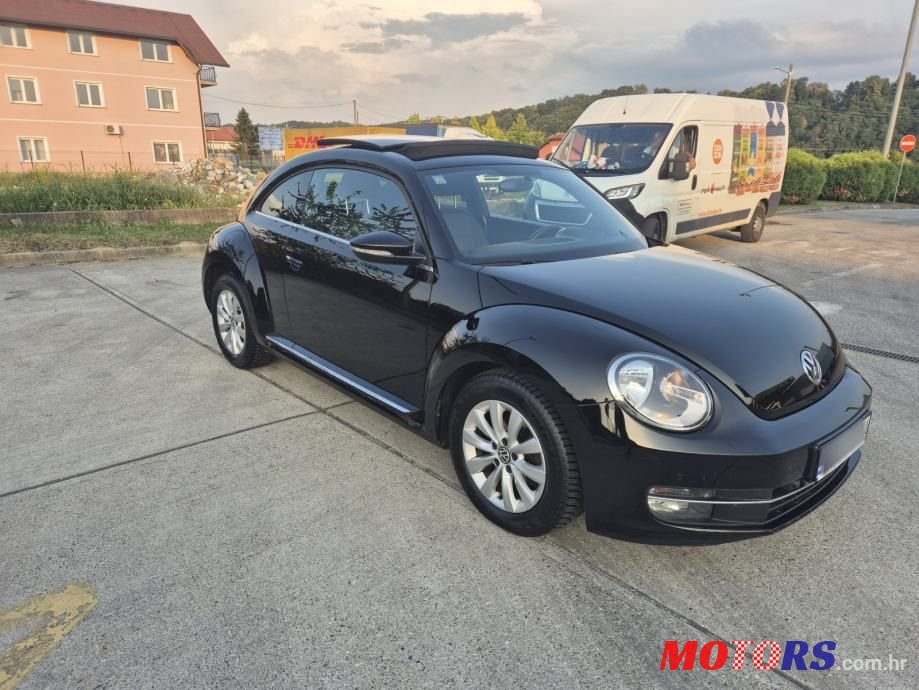 2012' Volkswagen Beetle 1,6 Tdi photo #1