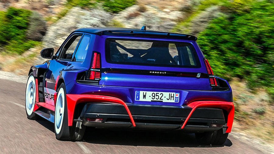 Wild new Renault 5 Turbo 3E burns rubber