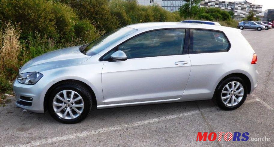 2014' Volkswagen Golf VII photo #1