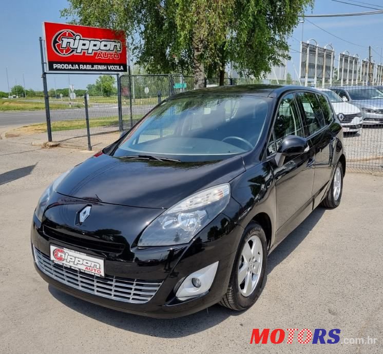 2011' Renault Scenic 1,9 Dci photo #1