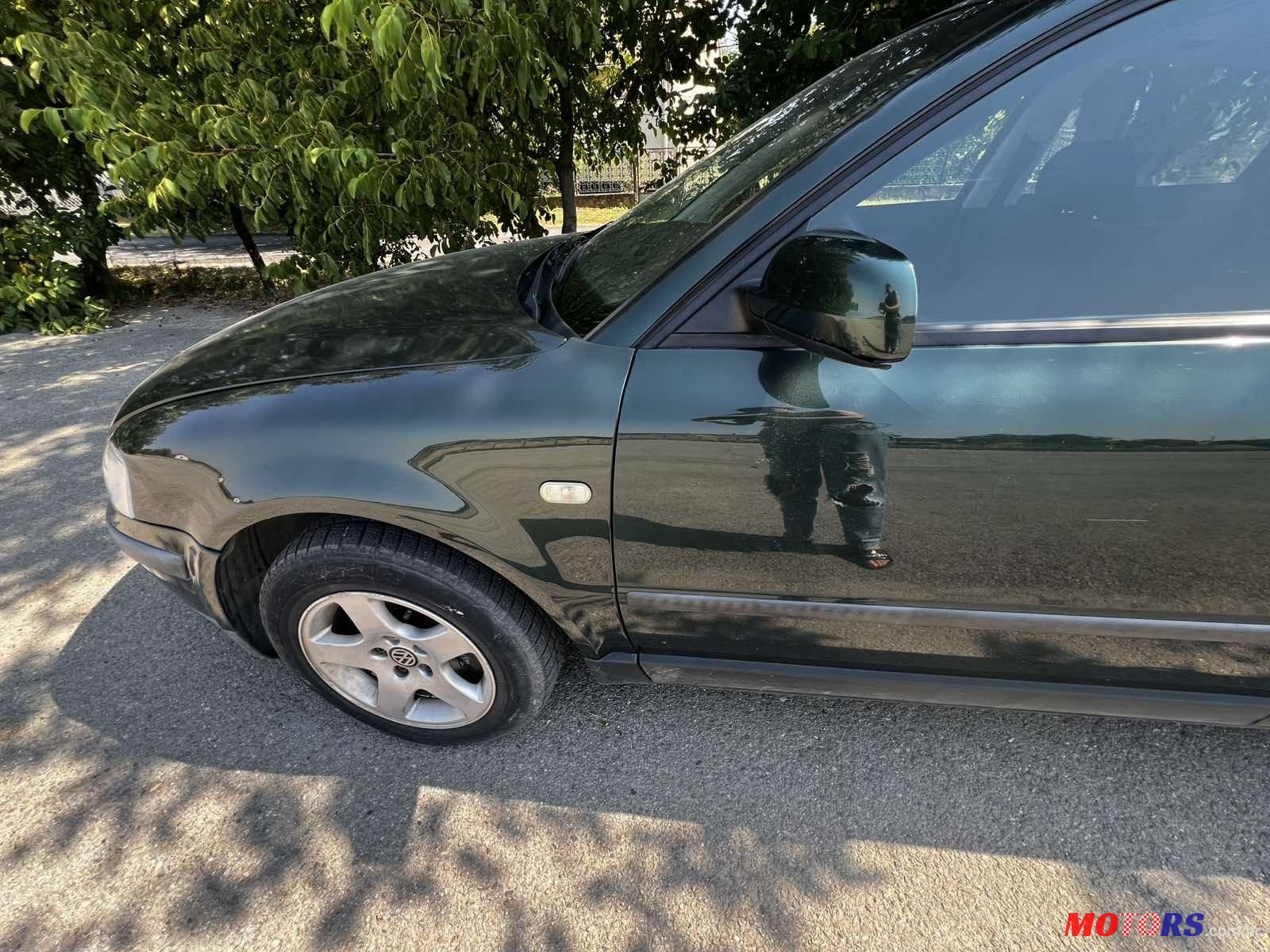 1998' Volkswagen Passat 1,9 Tdi photo #1