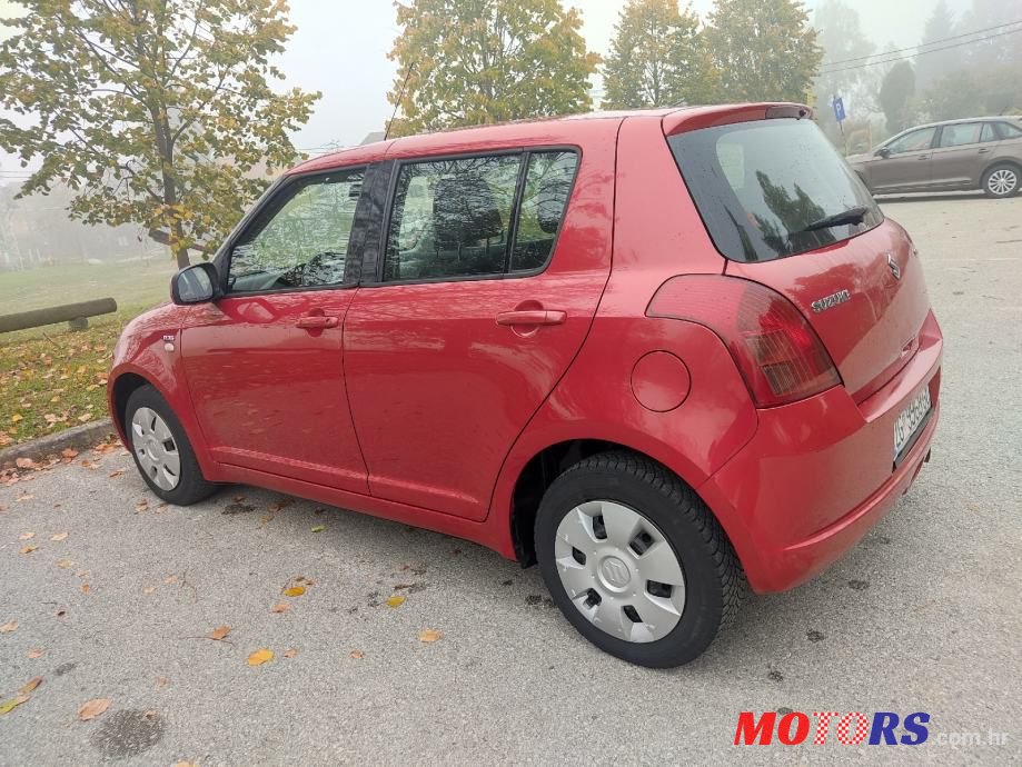 2006' Suzuki Swift 1,3 Glx photo #2