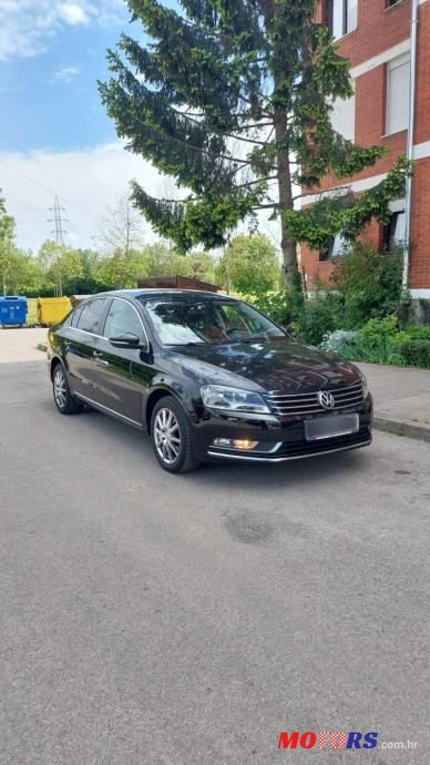 2012' Volkswagen Passat 1,6 Tdi photo #1