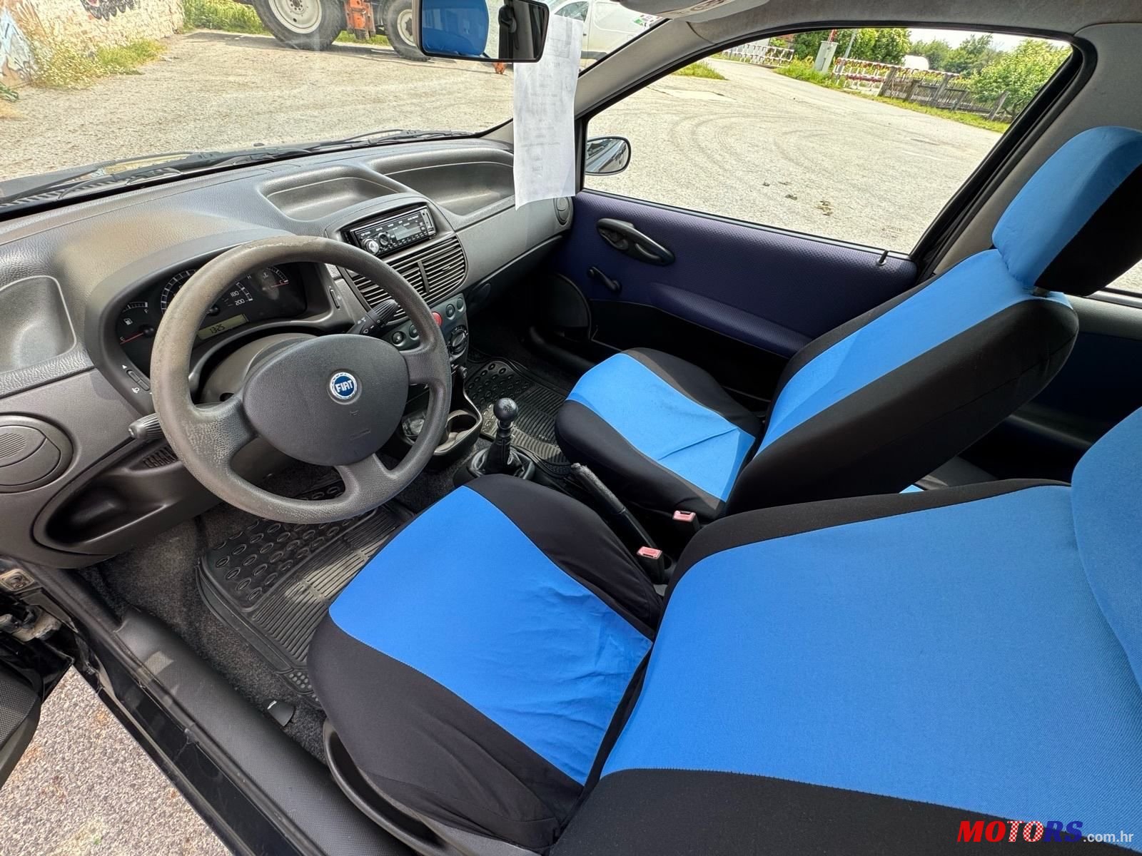 2004' Fiat Punto 1,2 16V photo #4