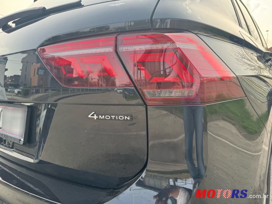 2023' Volkswagen Tiguan 2,0 photo #3