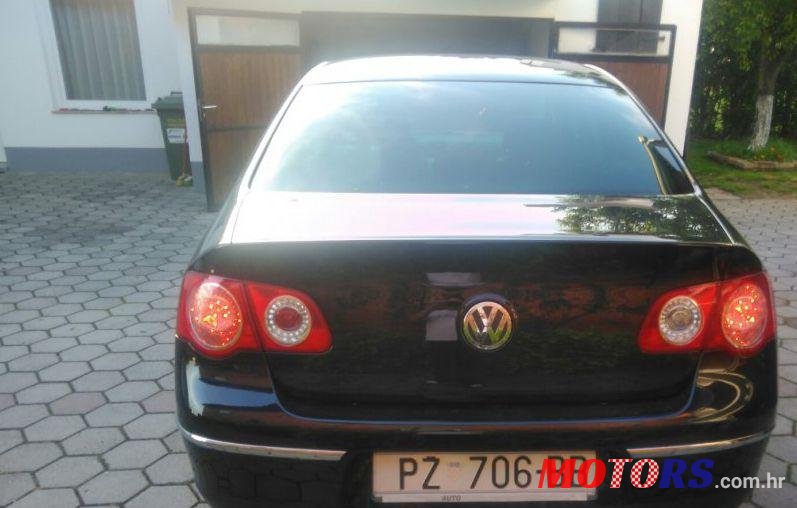 2006' Volkswagen Passat 2,0 Tdi photo #2