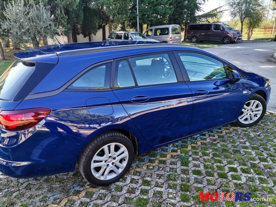 2019' Opel Astra 1,6 photo #6