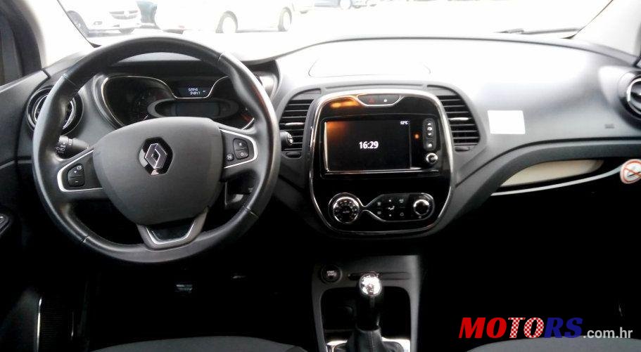 2016' Renault Captur Tce 90 photo #2