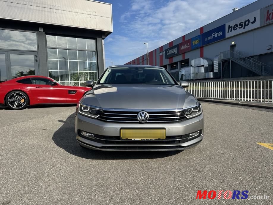 2016' Volkswagen Passat photo #3