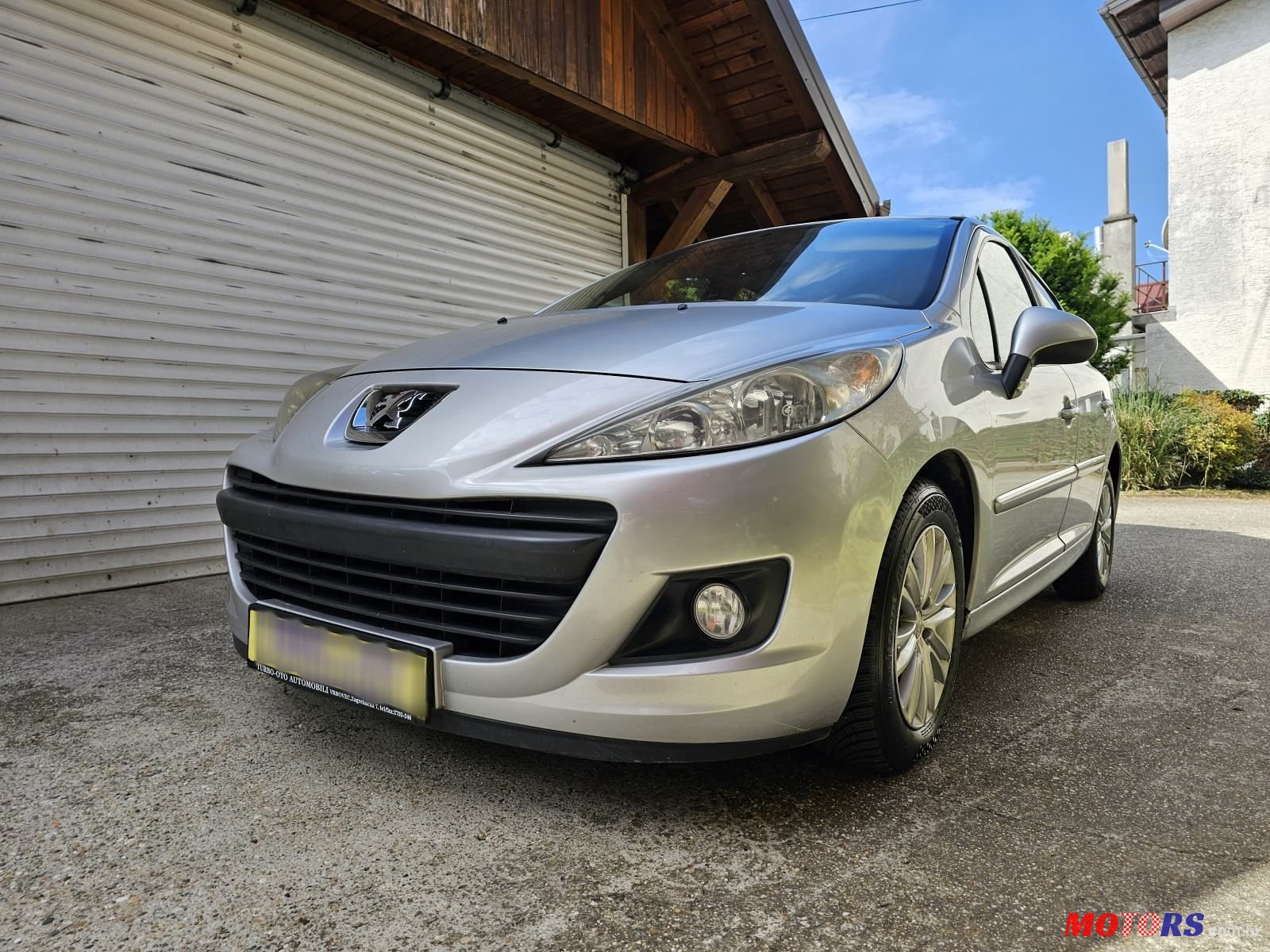 2011' Peugeot 207 1,4 photo #1