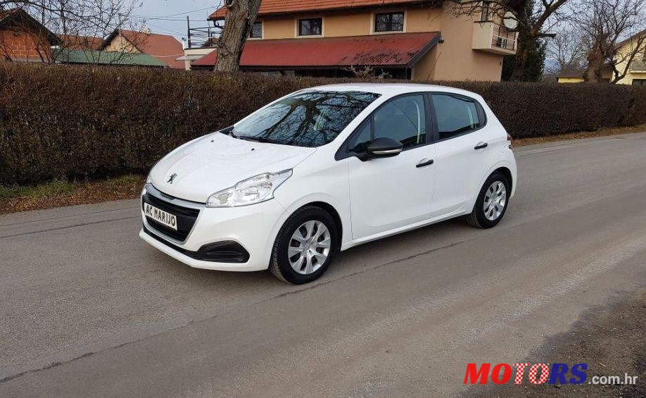 2015' Peugeot 208 1,6 Bluehdi photo #1
