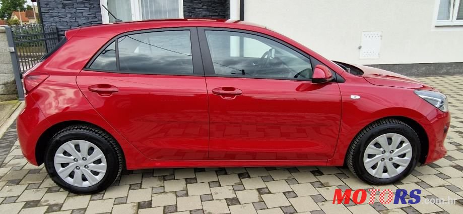 2019' Kia Rio 1,25 photo #6