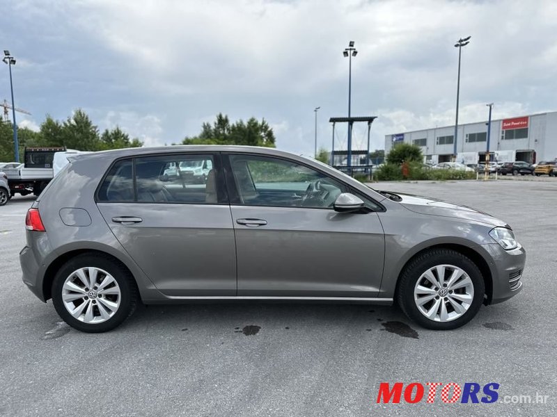 2014' Volkswagen Golf 7 photo #4