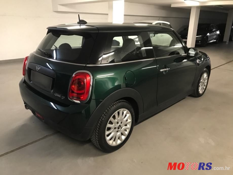 2018' MINI One D photo #5