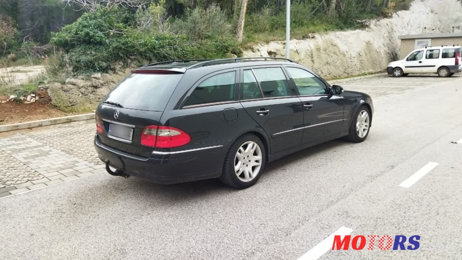 2006' Mercedes-Benz E-Klasa 220 Cdi T Classic photo #5