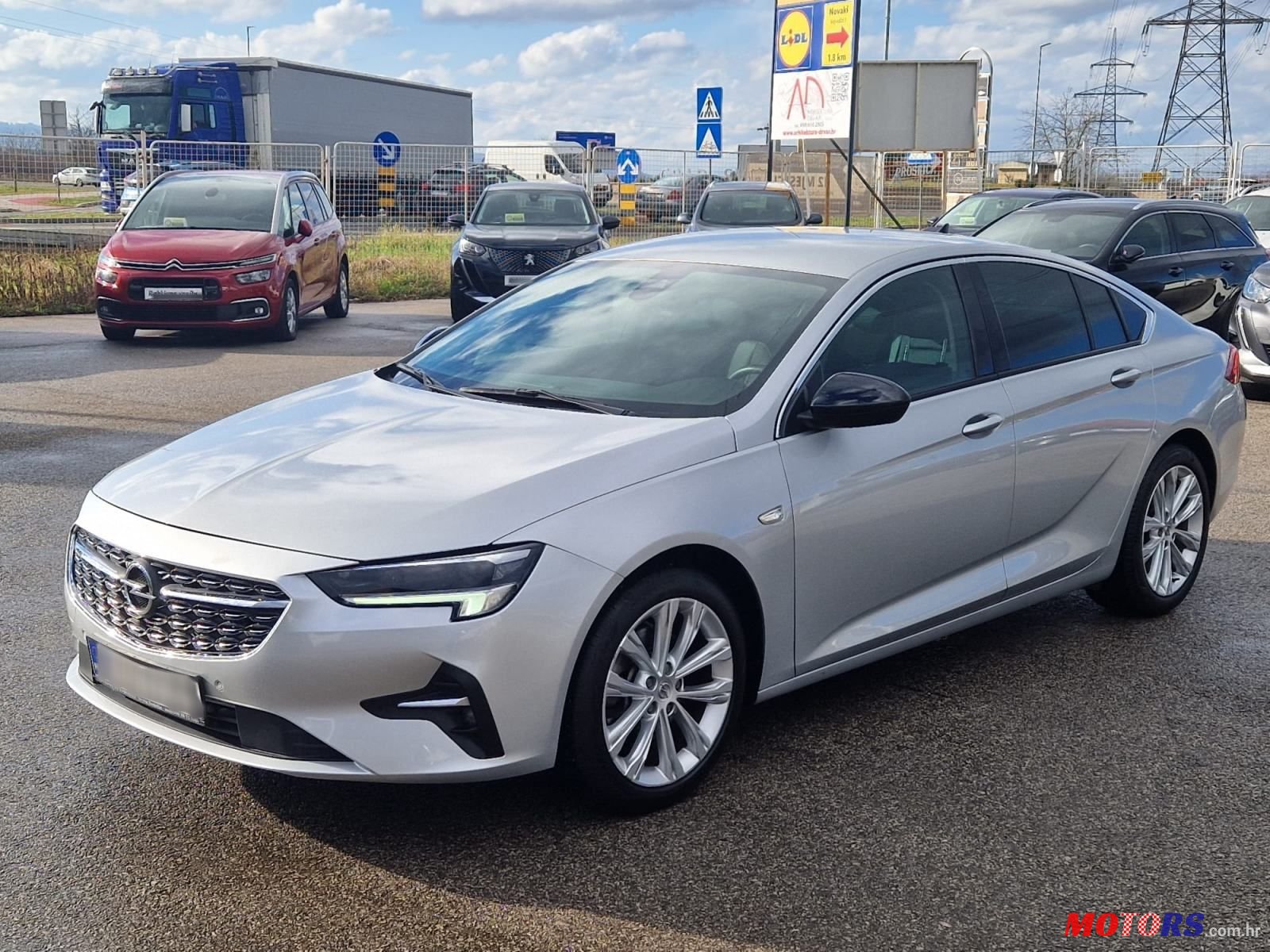 2021' Opel Insignia 1,5 D photo #3