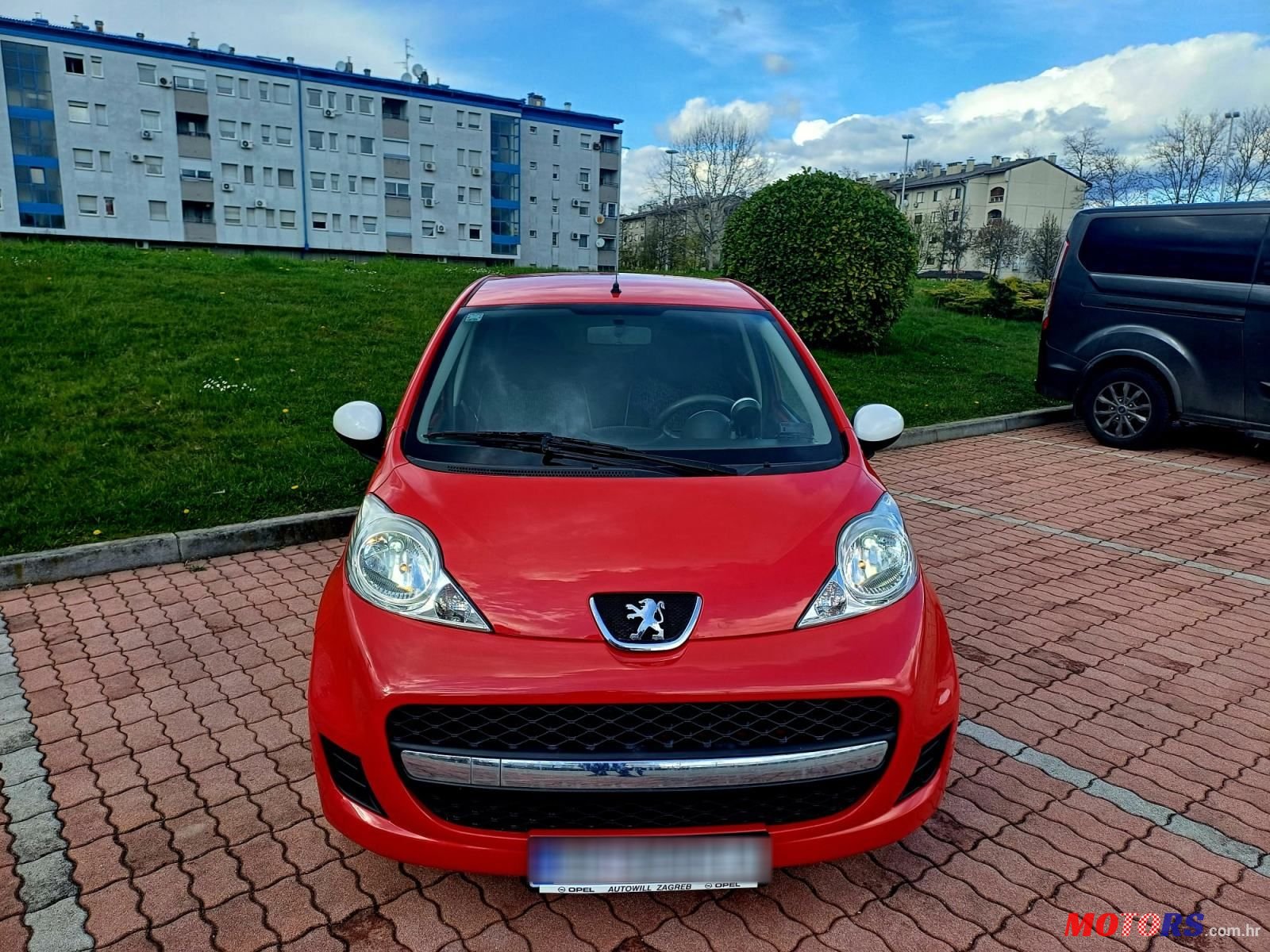 2012' Peugeot 107 1,0 photo #4