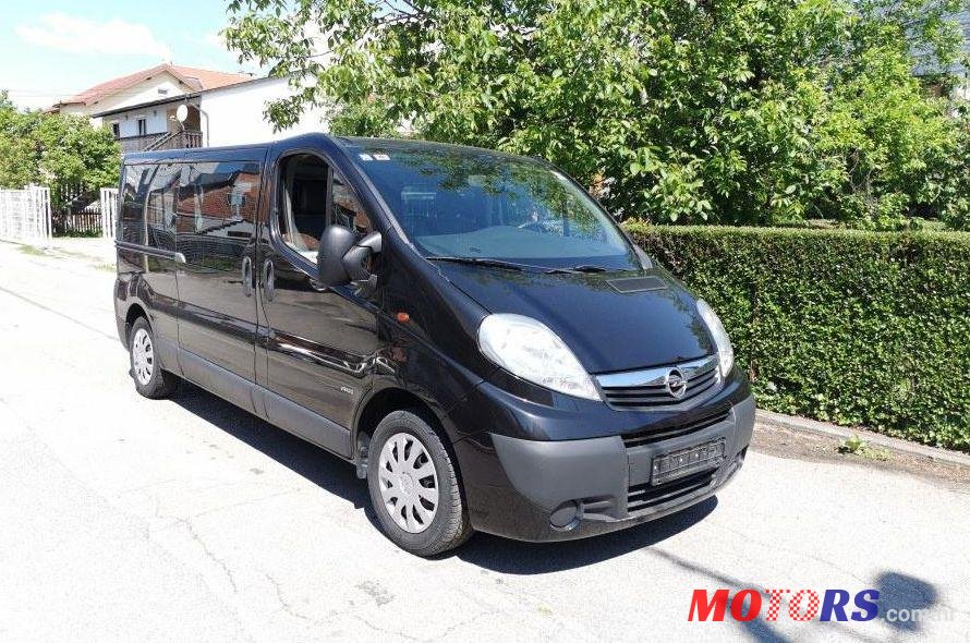 2011' Opel Vivaro 2.0 Cdti photo #1