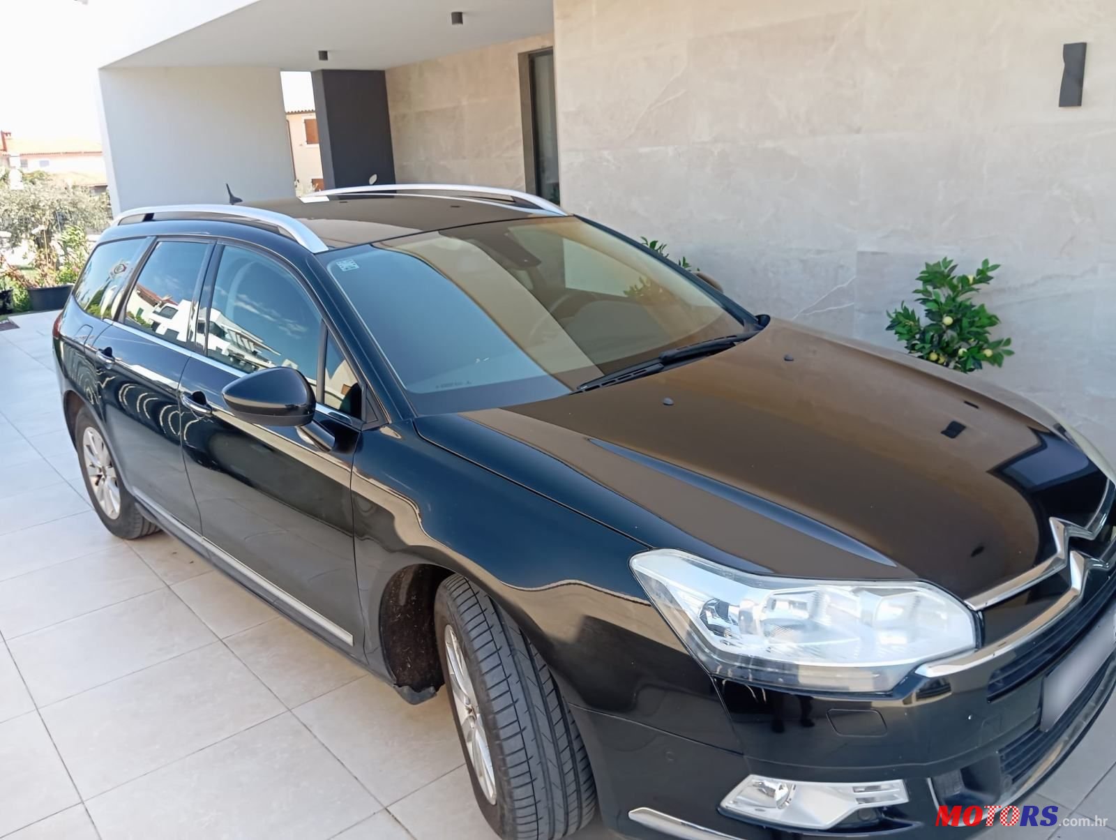 2013' Citroen C5 Break photo #1