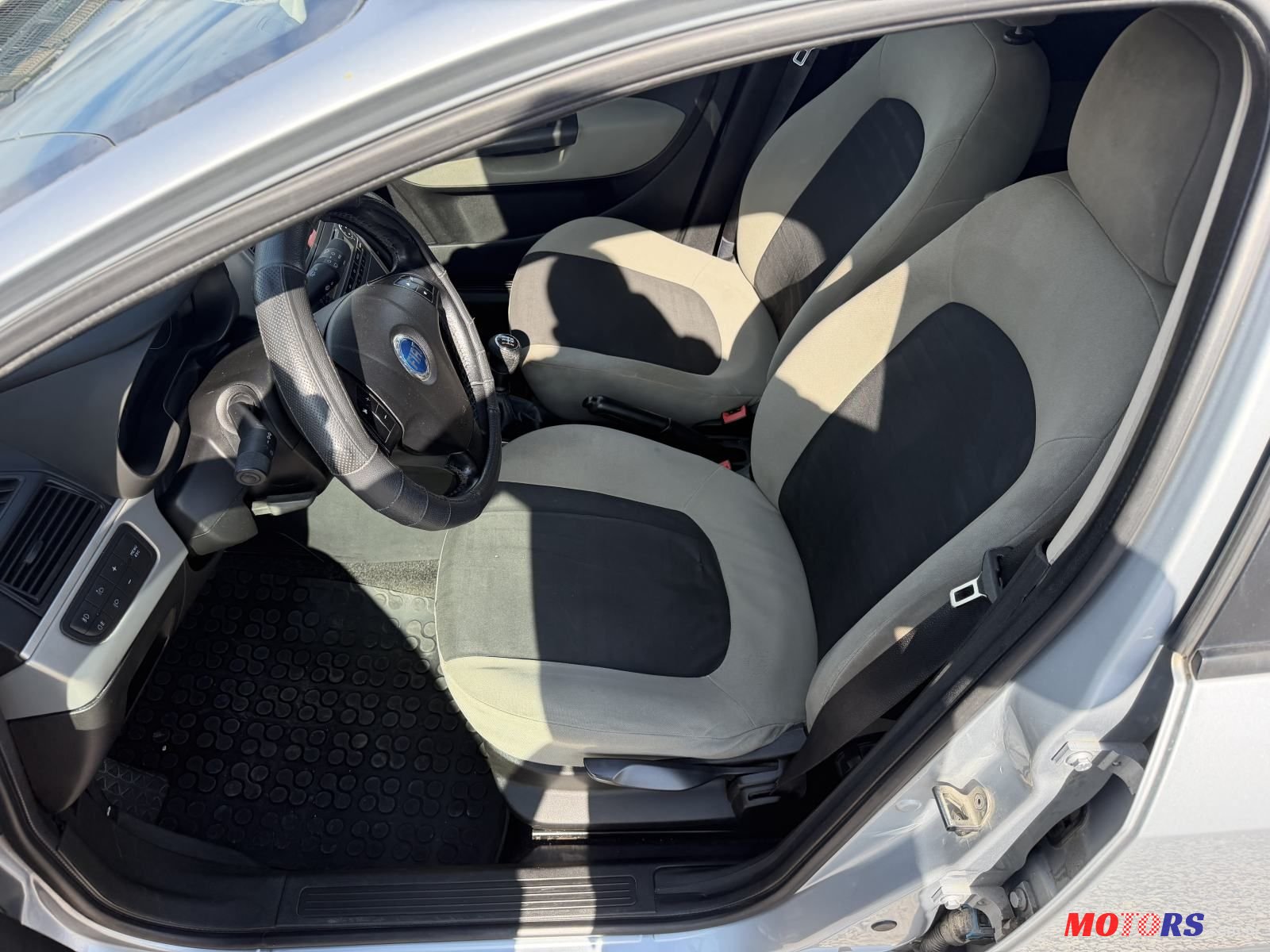 2006' Fiat Punto photo #6