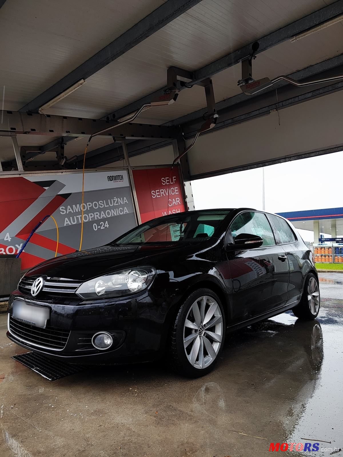 2009' Volkswagen Golf VI 2,0 Tdi photo #4