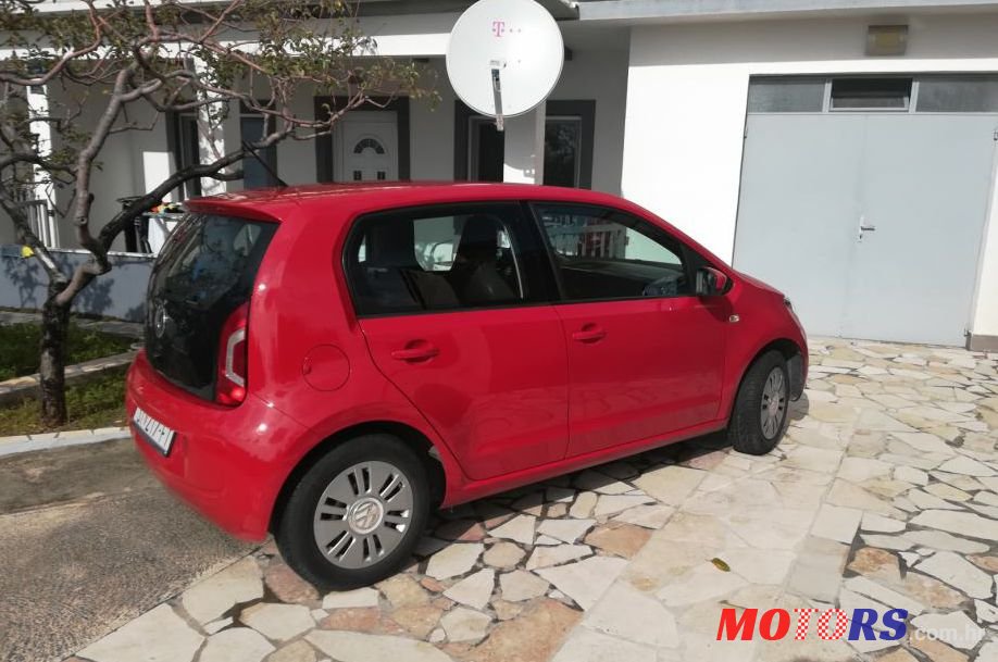 2014' Volkswagen Up! 1,0 Up! photo #1