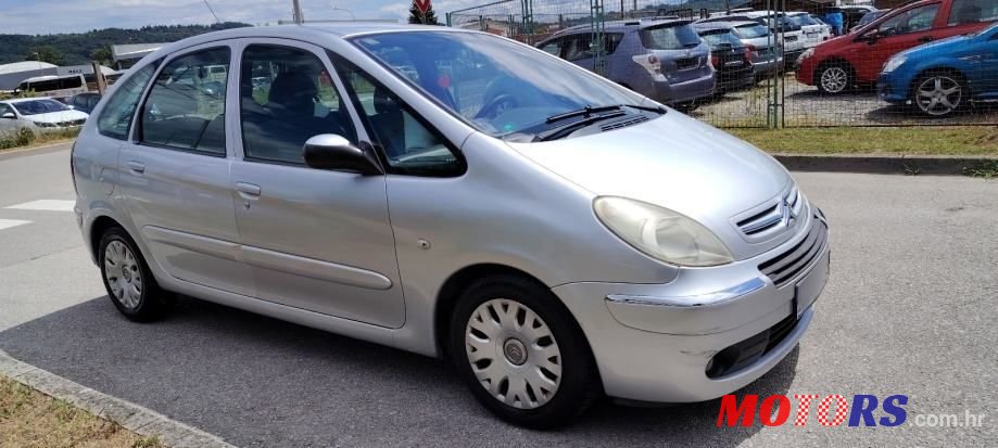 2007' Citroen Xsara Picasso 1,6 I photo #2