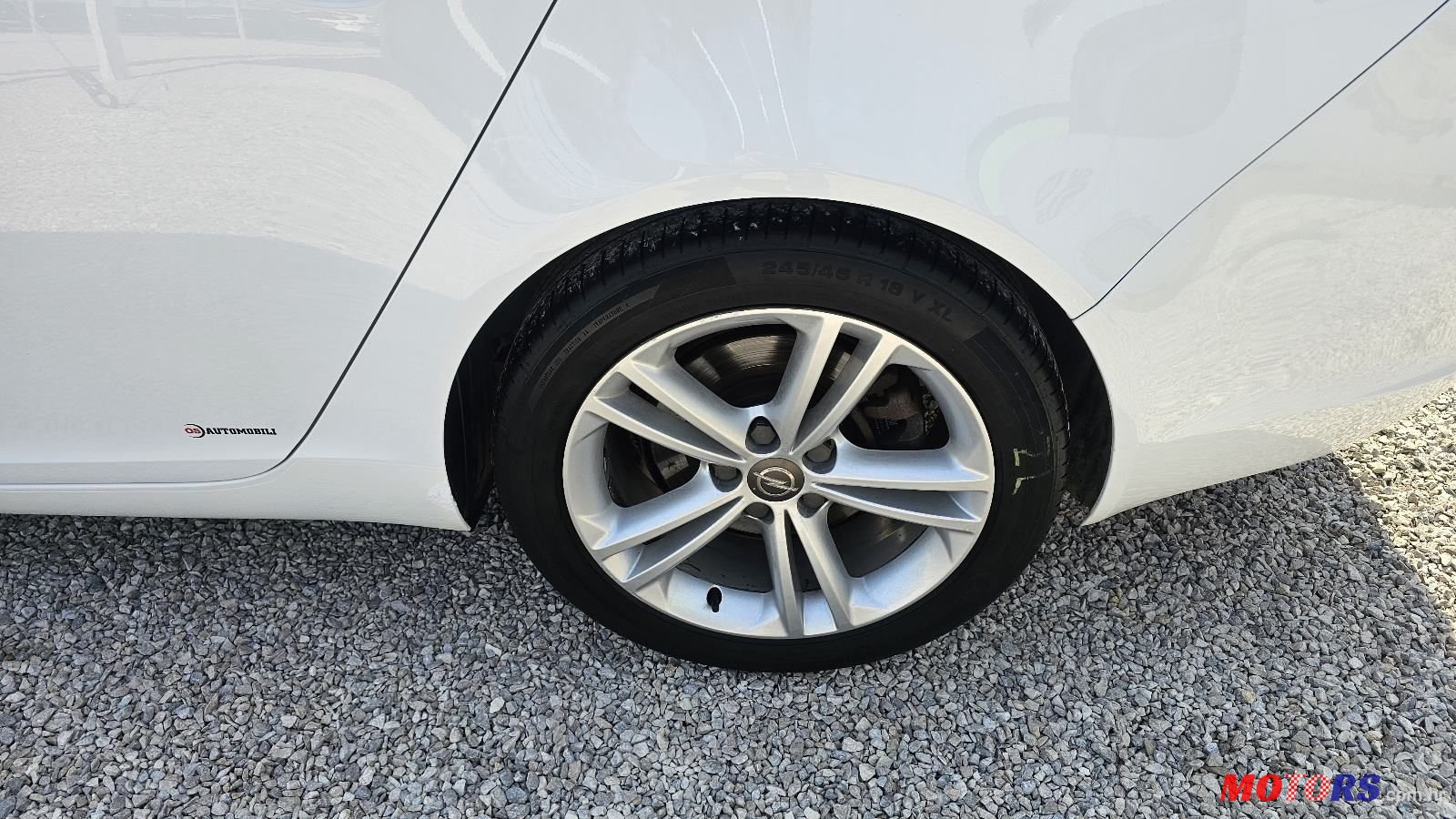 2011' Opel Insignia 2,0 Cdti Sport photo #6