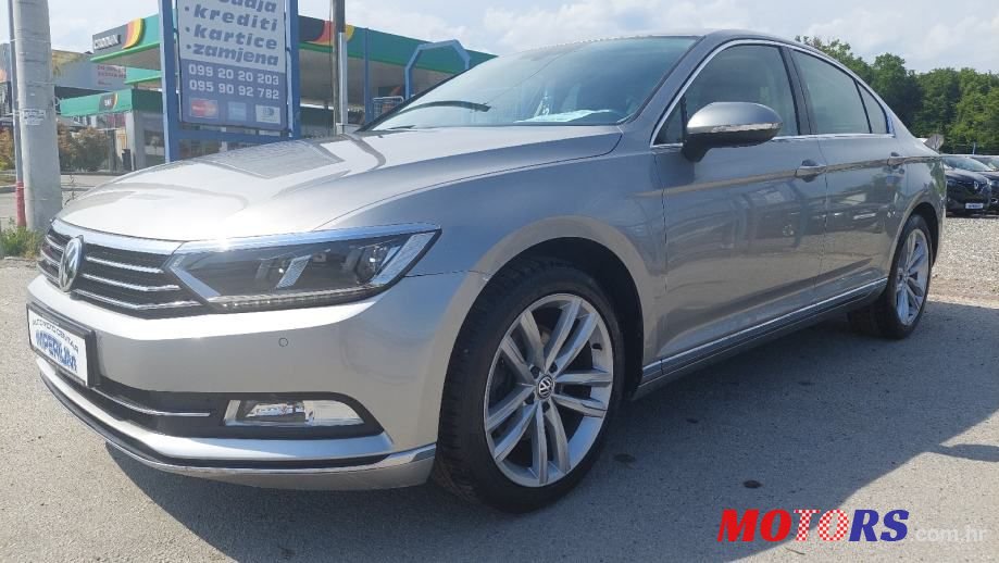 2015' Volkswagen Passat photo #1