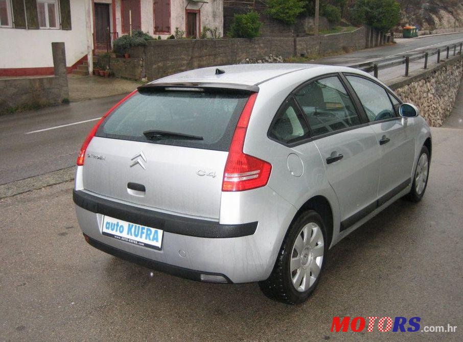 2005' Citroen C4 1.4 16V photo #1