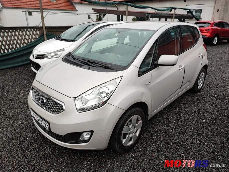 2011' Kia Venga photo #6