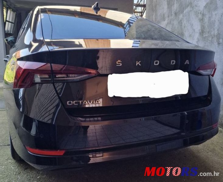 2021' Skoda Octavia 2,0 Tdi photo #3