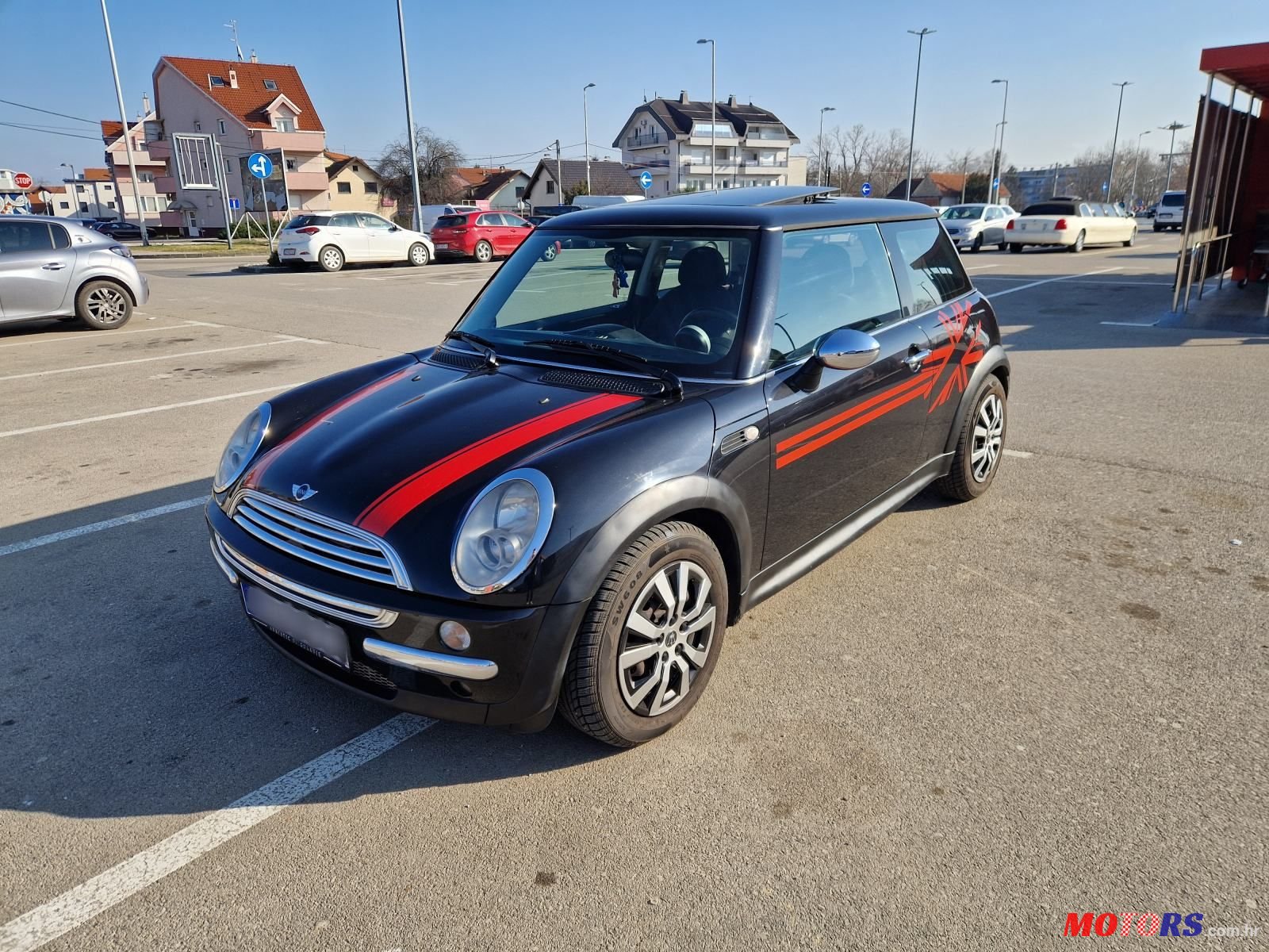 2004' MINI Cooper Mini One photo #1