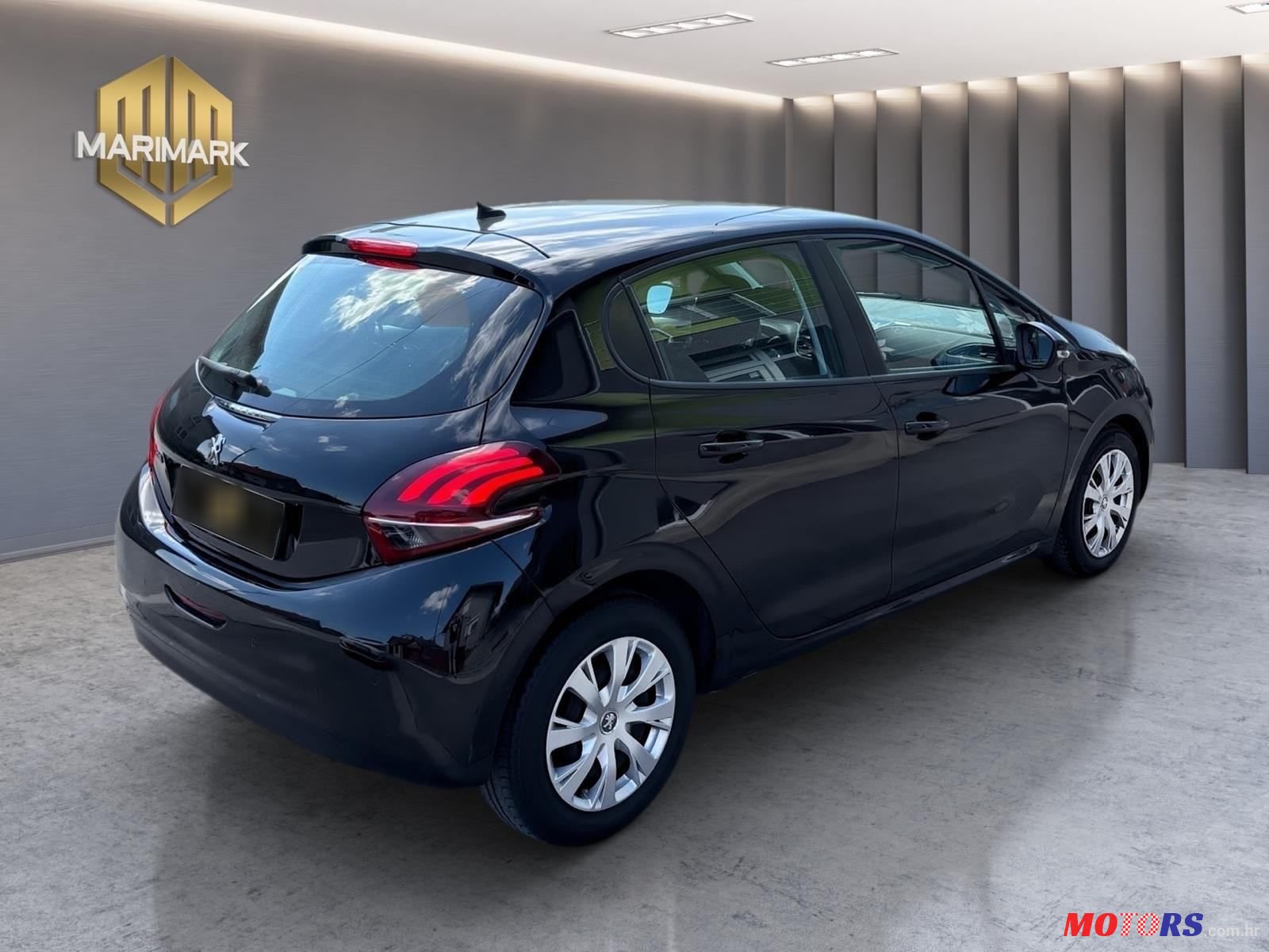 2019' Peugeot 208 1,2 Puretech photo #6