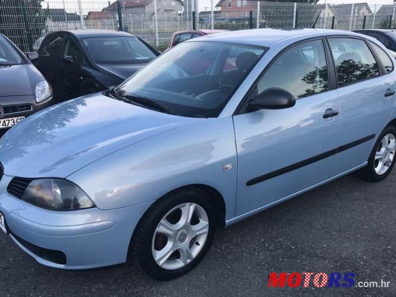 2005' SEAT Ibiza 1,4 16V photo #1