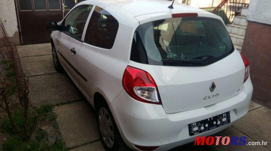 2011' Renault Clio 1,5 Dci photo #1