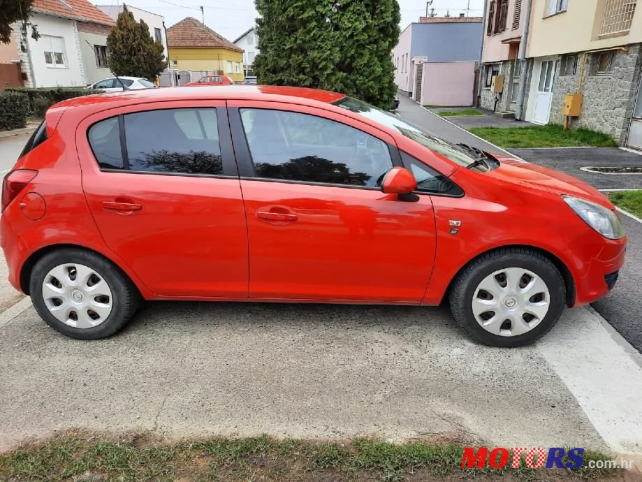 2010' Opel Corsa 1,3 Cdti photo #3