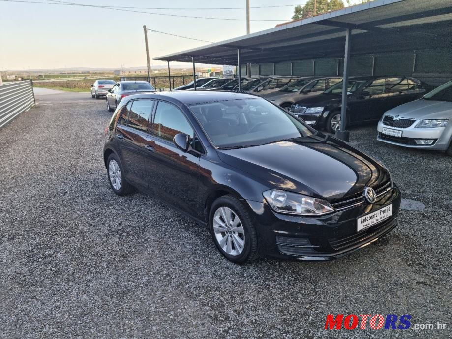 2015' Volkswagen Golf 7 1,6 Tdi Bmt photo #1