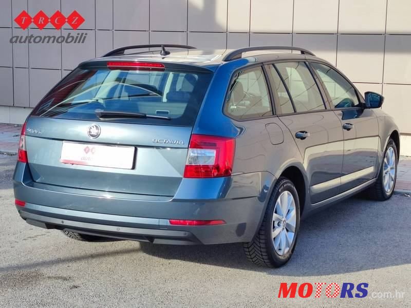 2018' Skoda Octavia Sw photo #3