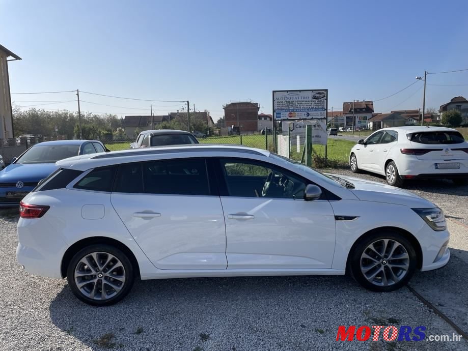 2017' Renault Megane Grandtour photo #5
