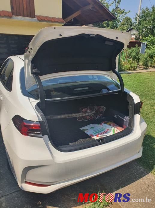 2021' Toyota Corolla 1,5 Vvt-I photo #2