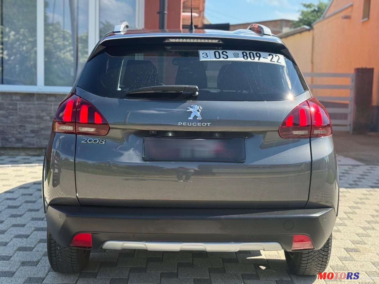 2019' Peugeot 2008 1,5 Bluehdi photo #6