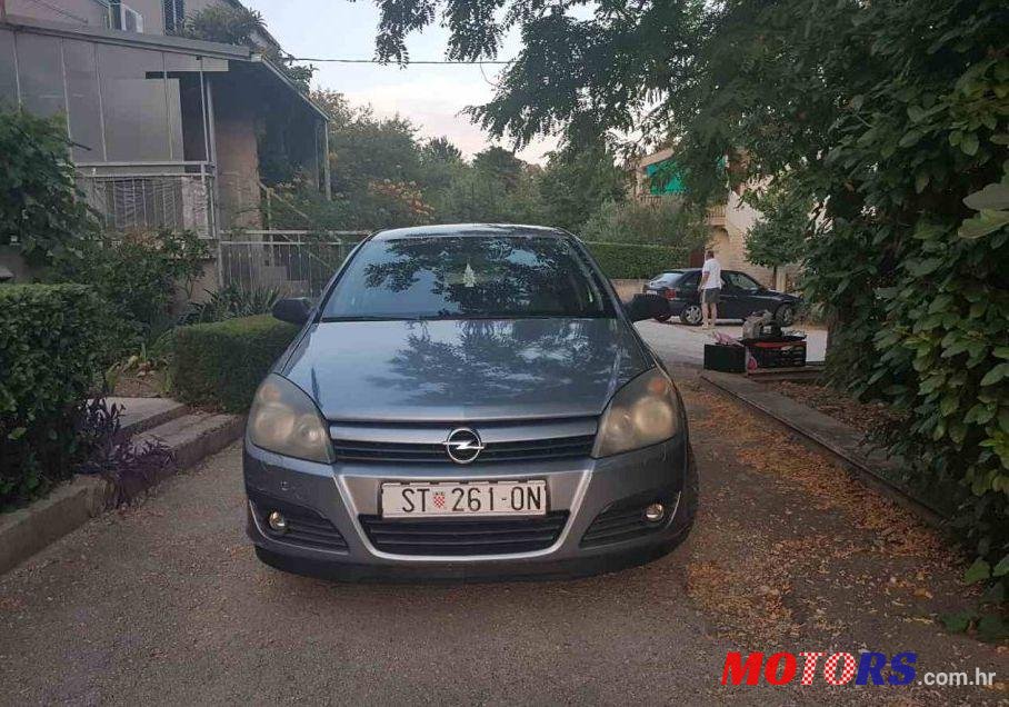 2005' Opel Astra 1,4 photo #2