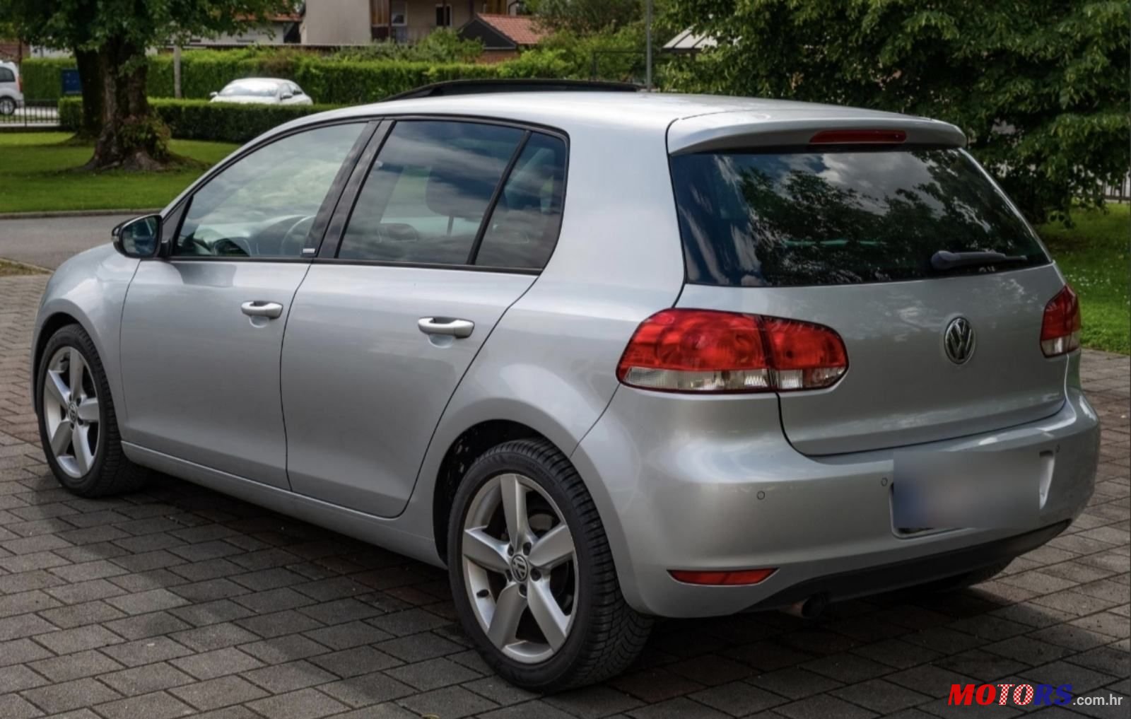 2012' Volkswagen Golf VI 1,6 Tdi photo #2