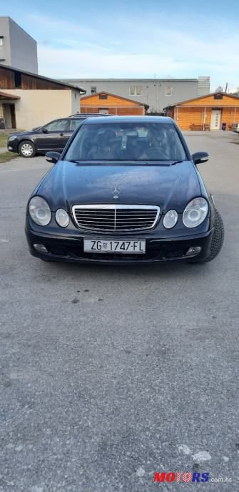 2003' Mercedes-Benz E-Klasa photo #2