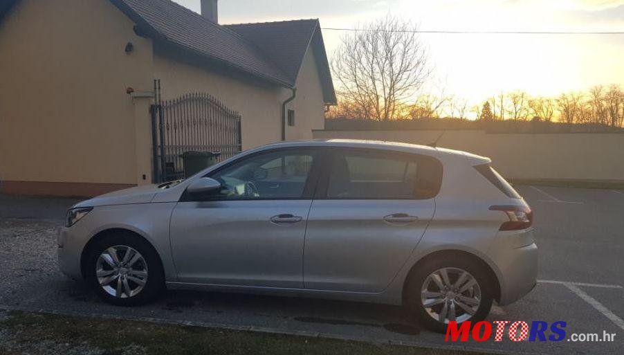 2014' Peugeot 308 1,6 E-Hdi photo #1