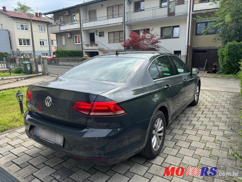 2015' Volkswagen Passat 2,0 Tdi Bmt photo #6