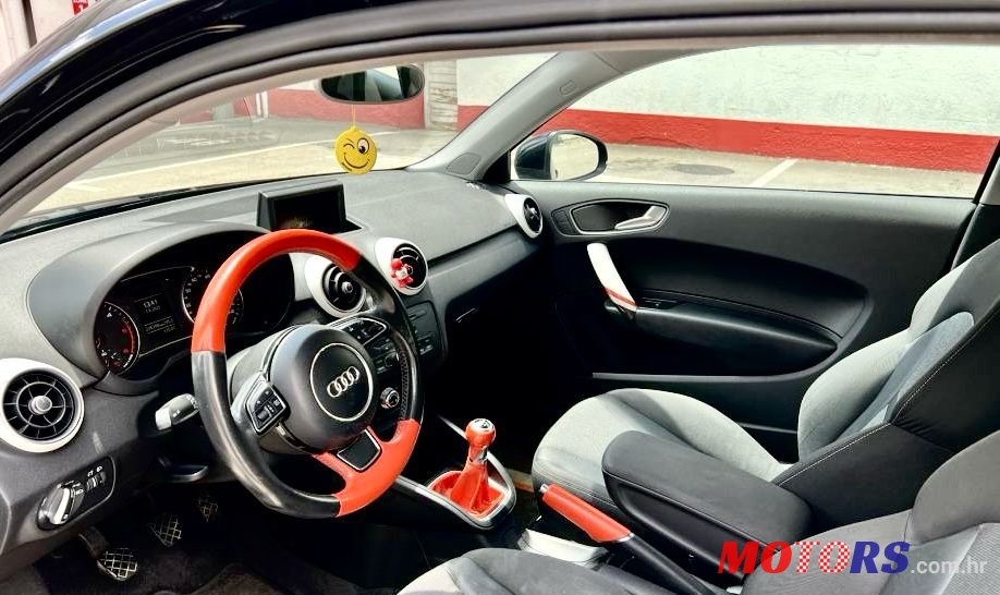 2010' Audi A1 photo #3